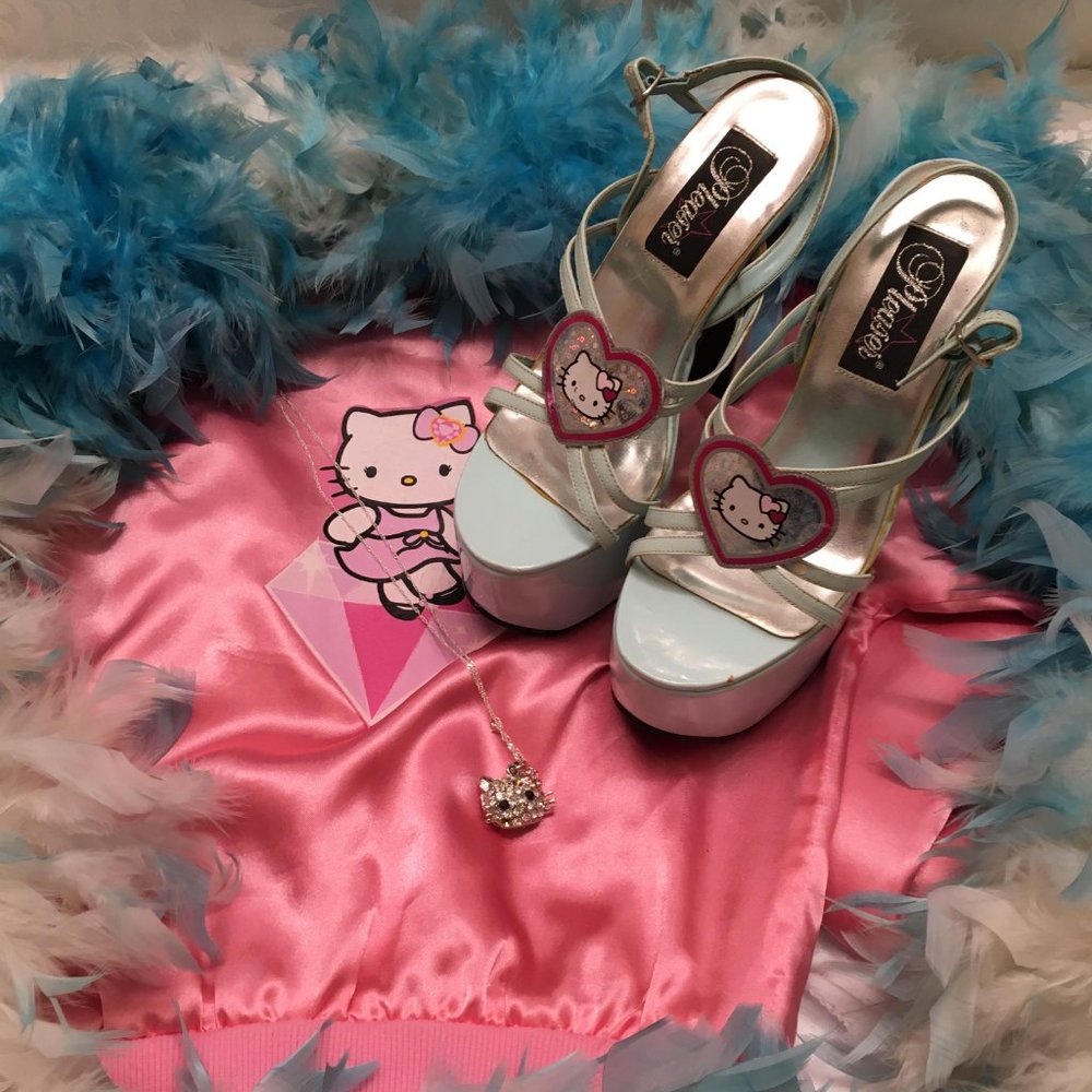 AMAZING vintage Y2K  custom hello kitty platforms ! - Picture 7 of 7